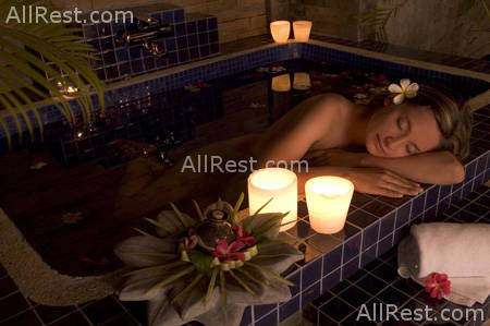 Olhuveli Beach & Spa Resort 19